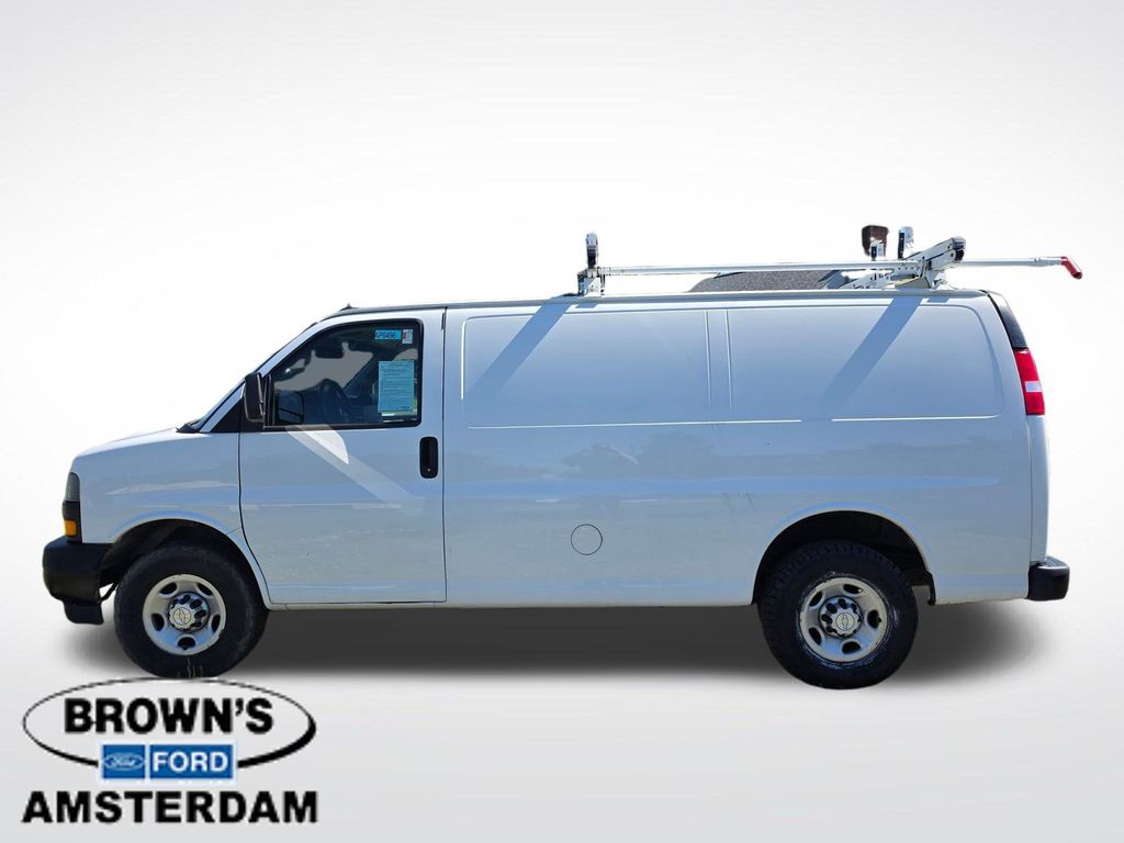 2021 Chevrolet Express 2500 Work Van Cargo - 2