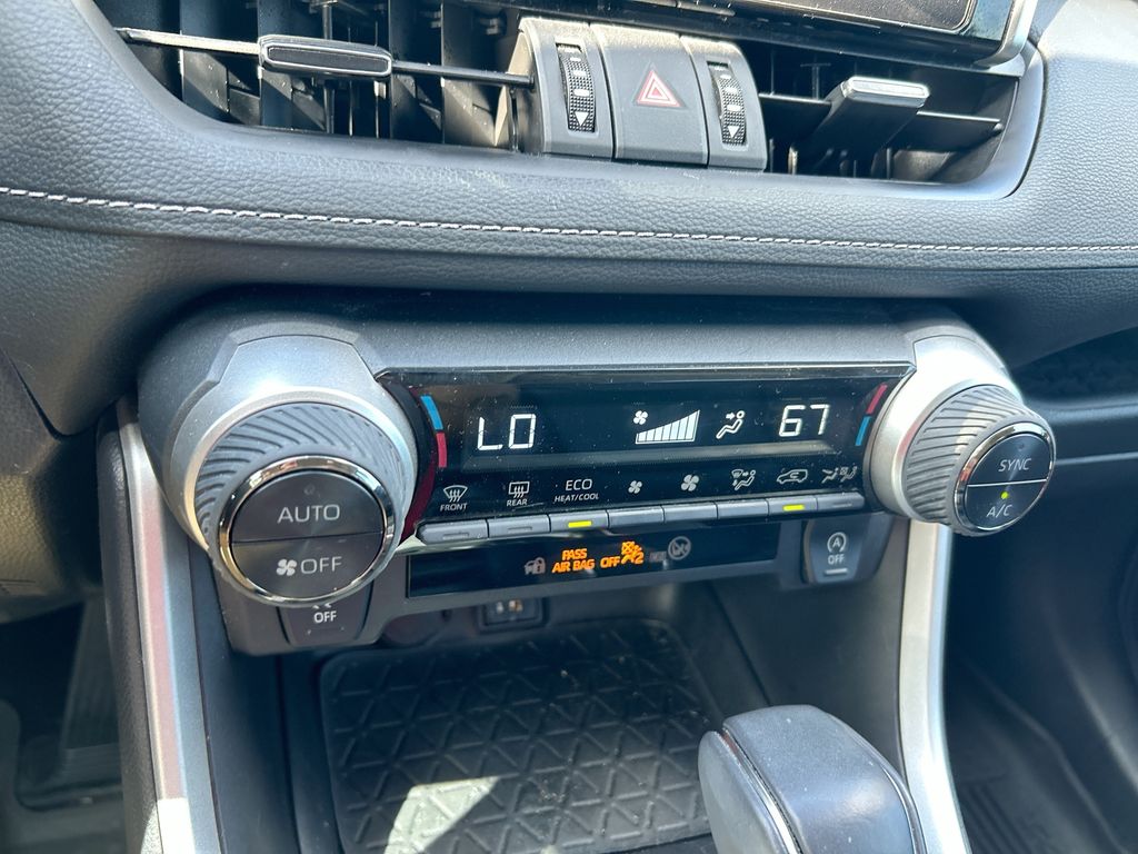 Thumbnail: 2024 Toyota RAV4 - 26