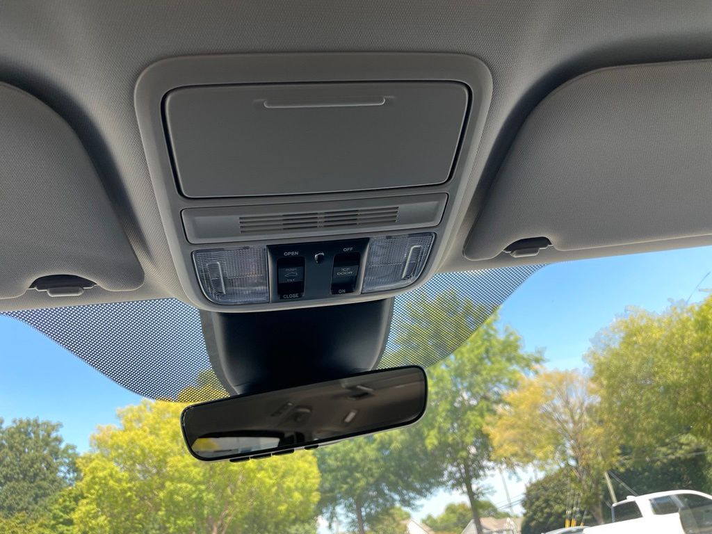 Thumbnail: 2027 Honda Odyssey - 16