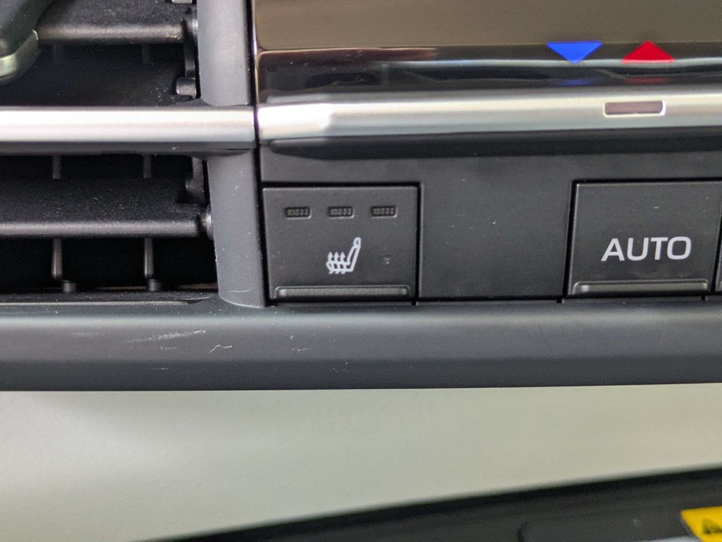 Used 2025 Toyota Sienna Van