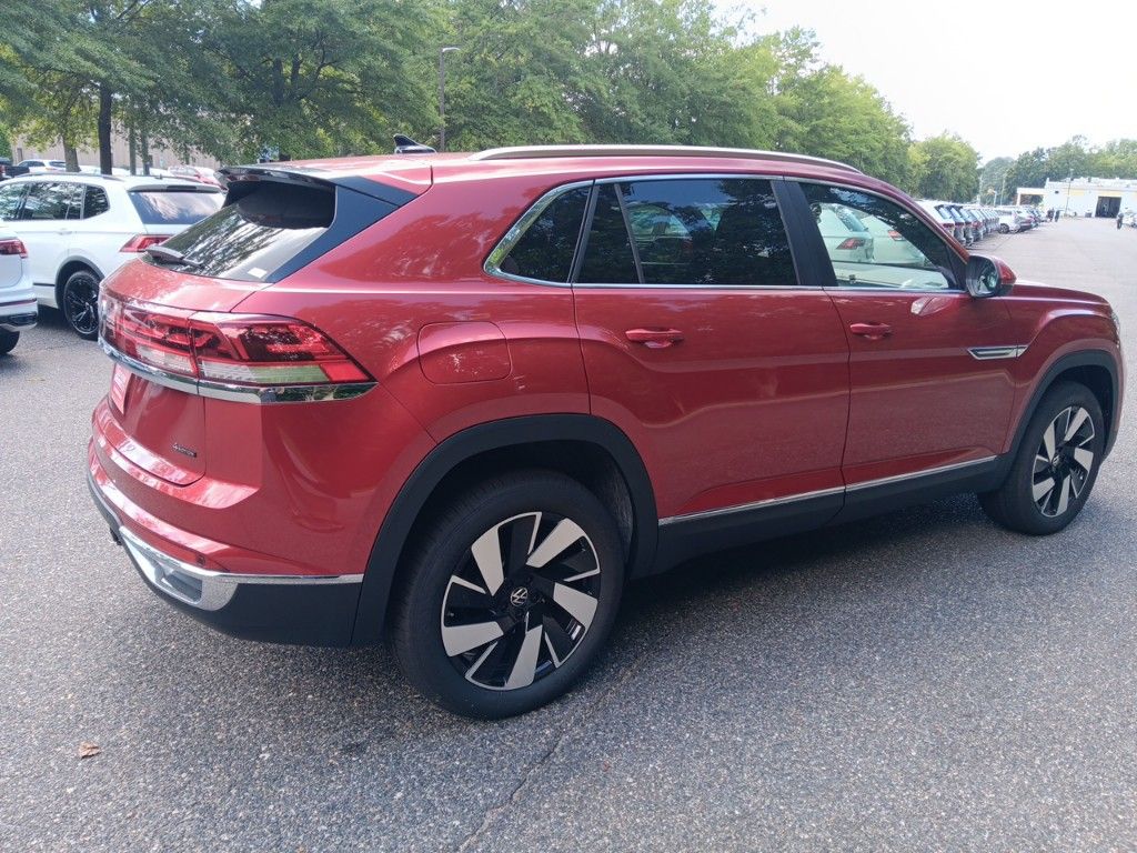 2024 Volkswagen Atlas Cross Sport 2.0T SEL 5