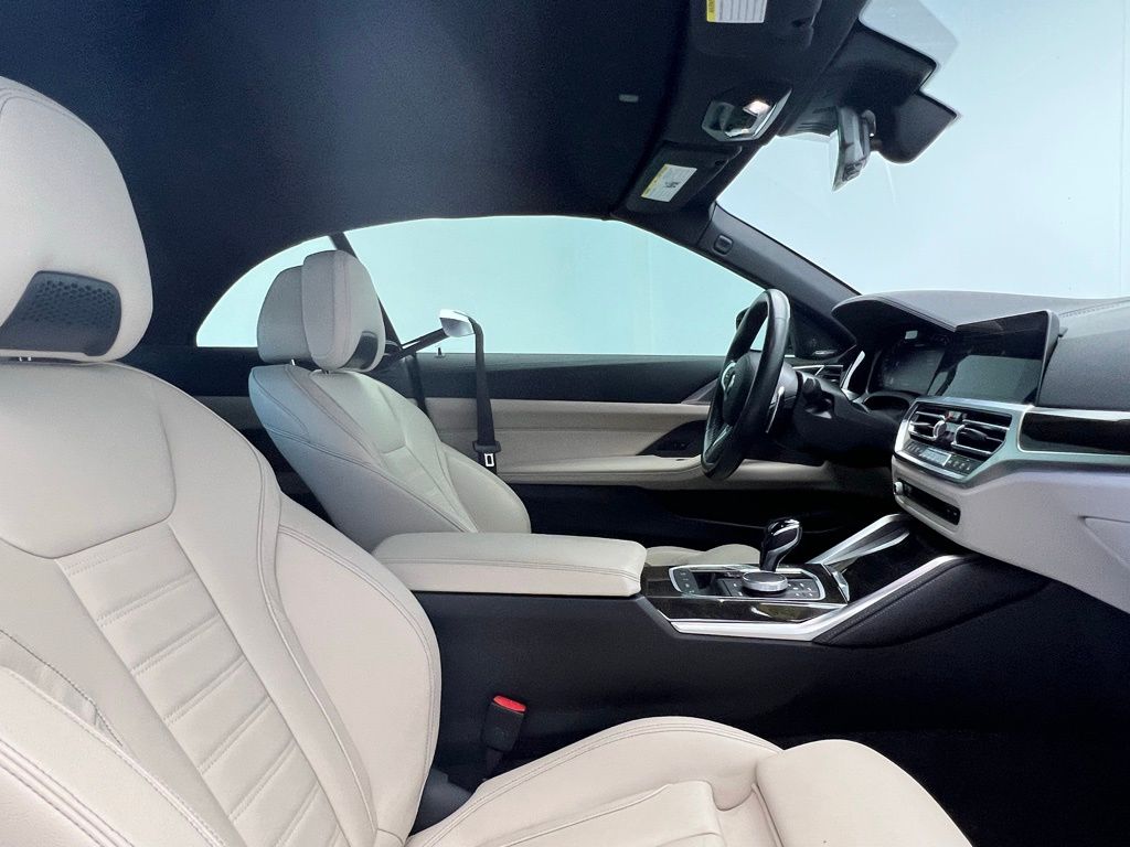 2023 BMW 4 Series M440i 11