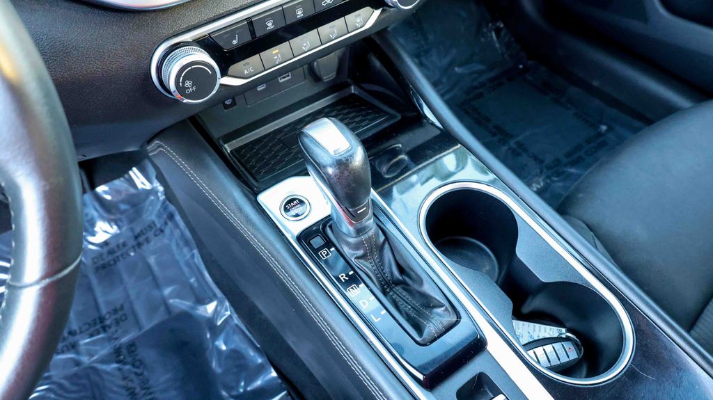 Used 2023 Nissan Altima 2.5 SV 4D Sedan