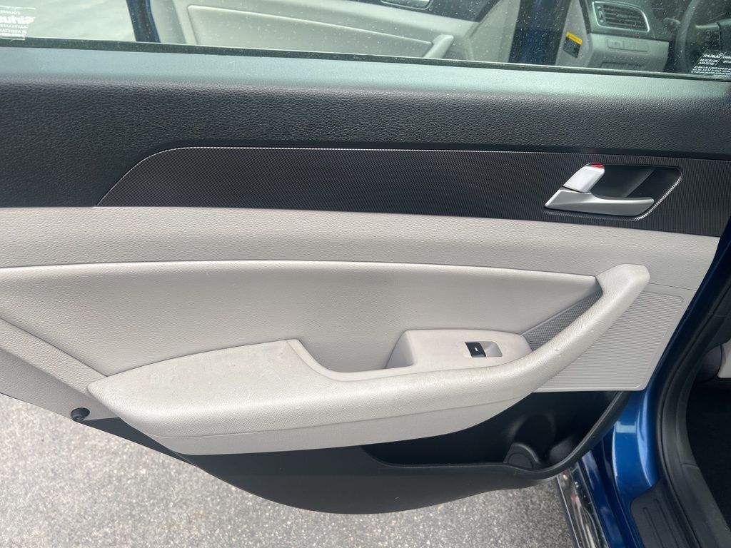 2017 Hyundai Sonata Sport photo
