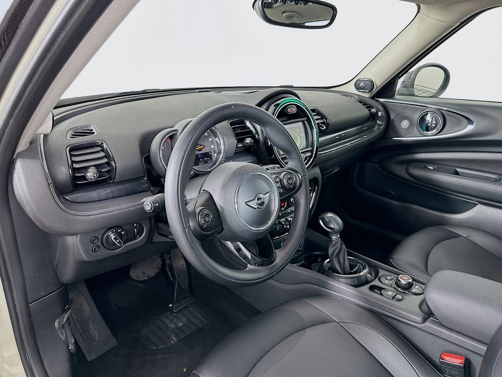 Thumbnail: 2017 MINI Cooper Clubman - 6