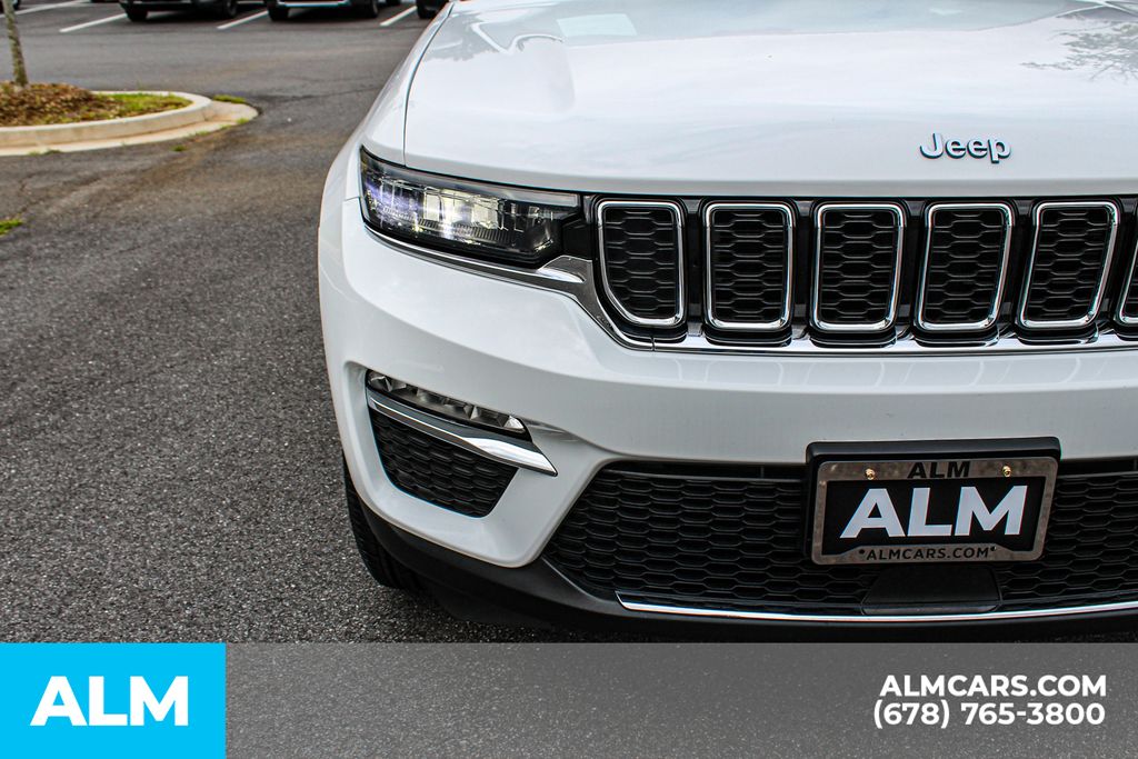 Used 2024 White Jeep 4xe image 12
