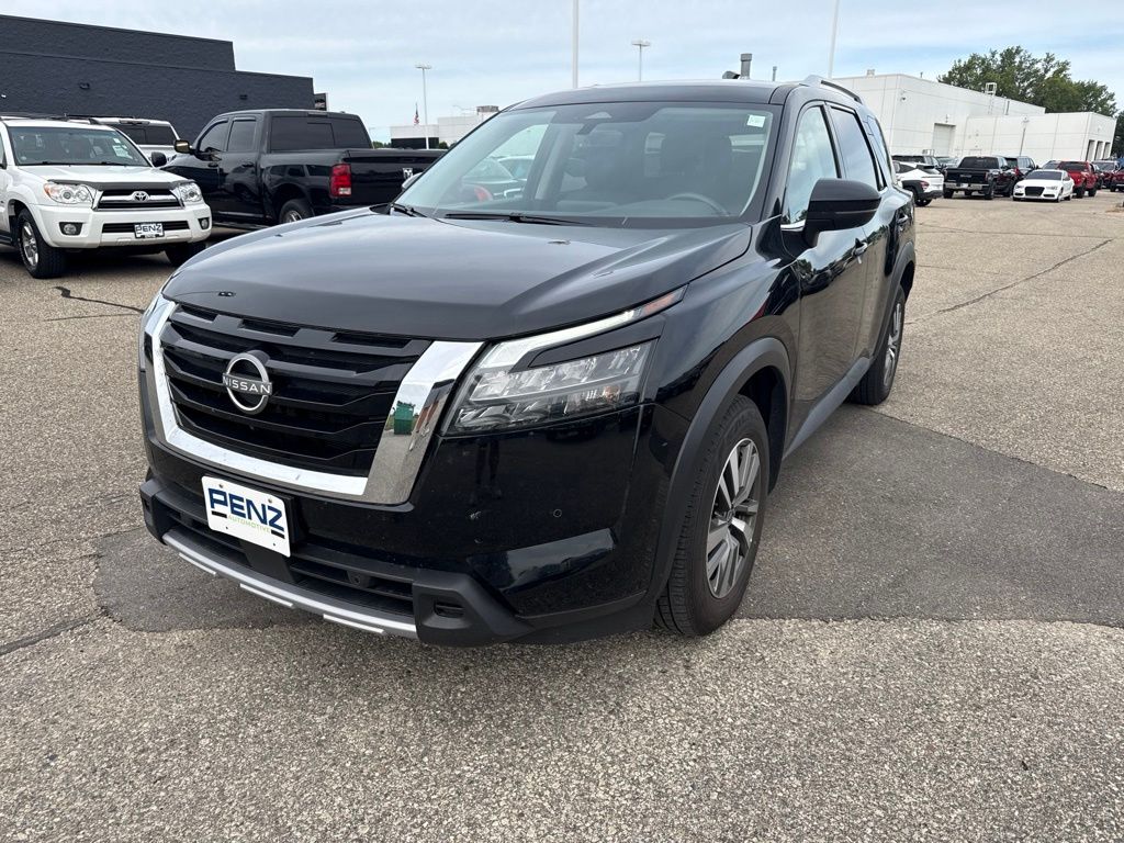 Super Black 2025 Nissan Pathfinder SUV / Crossover All-Wheel Drive 9-Speed Automatic