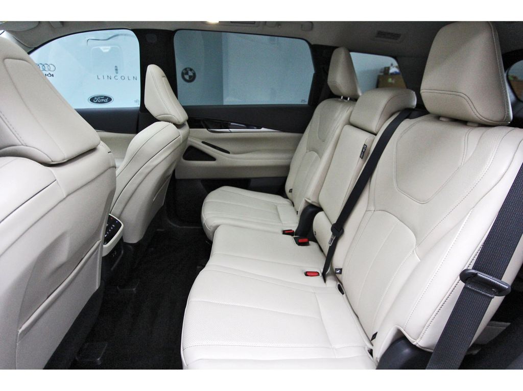 2025 INFINITI QX60 PURE Black at Central Houston Nissan