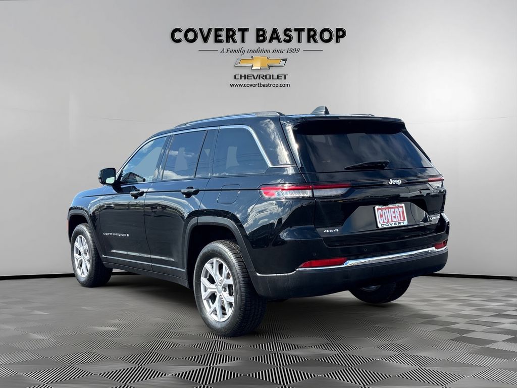 Used Car 2022 Jeep Grand Cherokee  Limited For Sale Under $30,000 In Austin, Texas