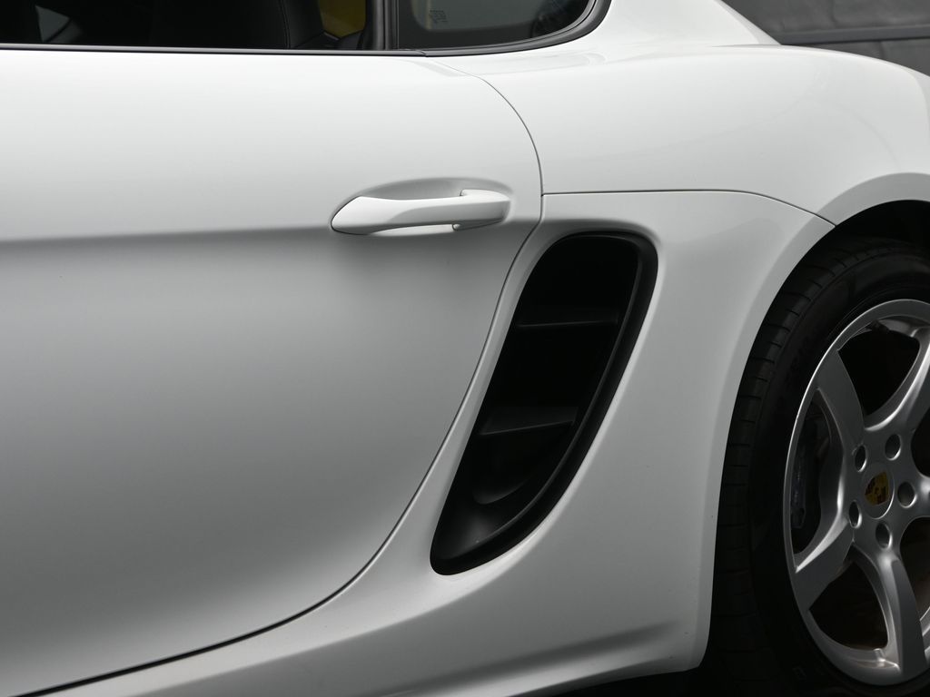 2018 Porsche 718 Cayman Base