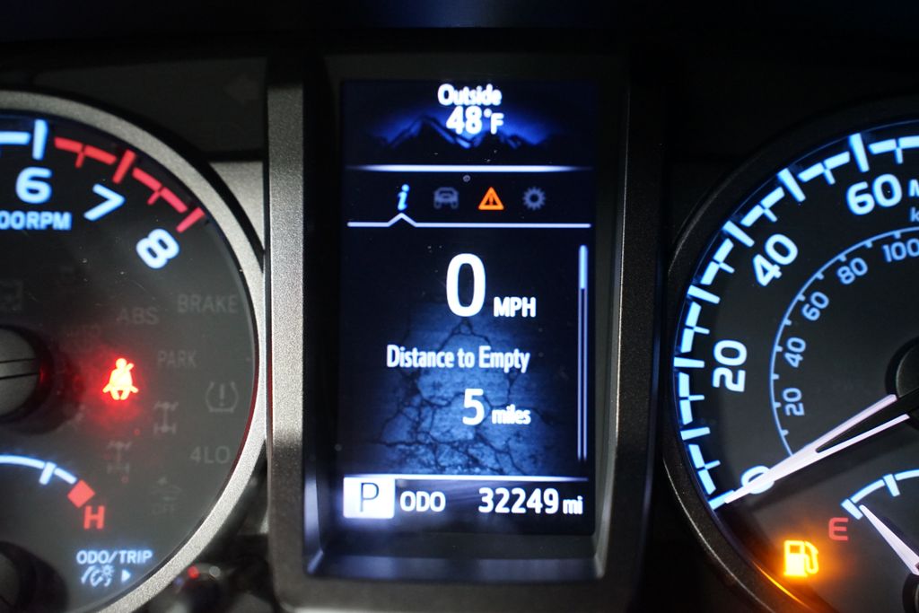 Thumbnail: 2021 Toyota Tacoma - 16