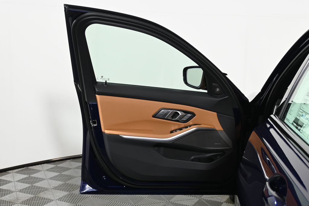 Thumbnail: 2026 BMW 3 Series - 29