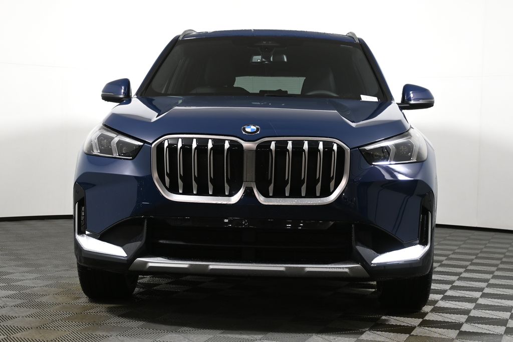 Thumbnail: 2026 BMW X1 - 10