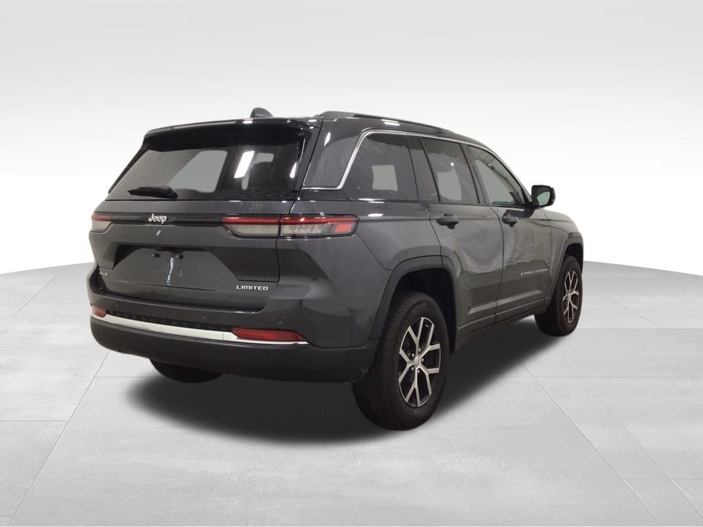 Used 2025 Jeep Grand Cherokee SUV