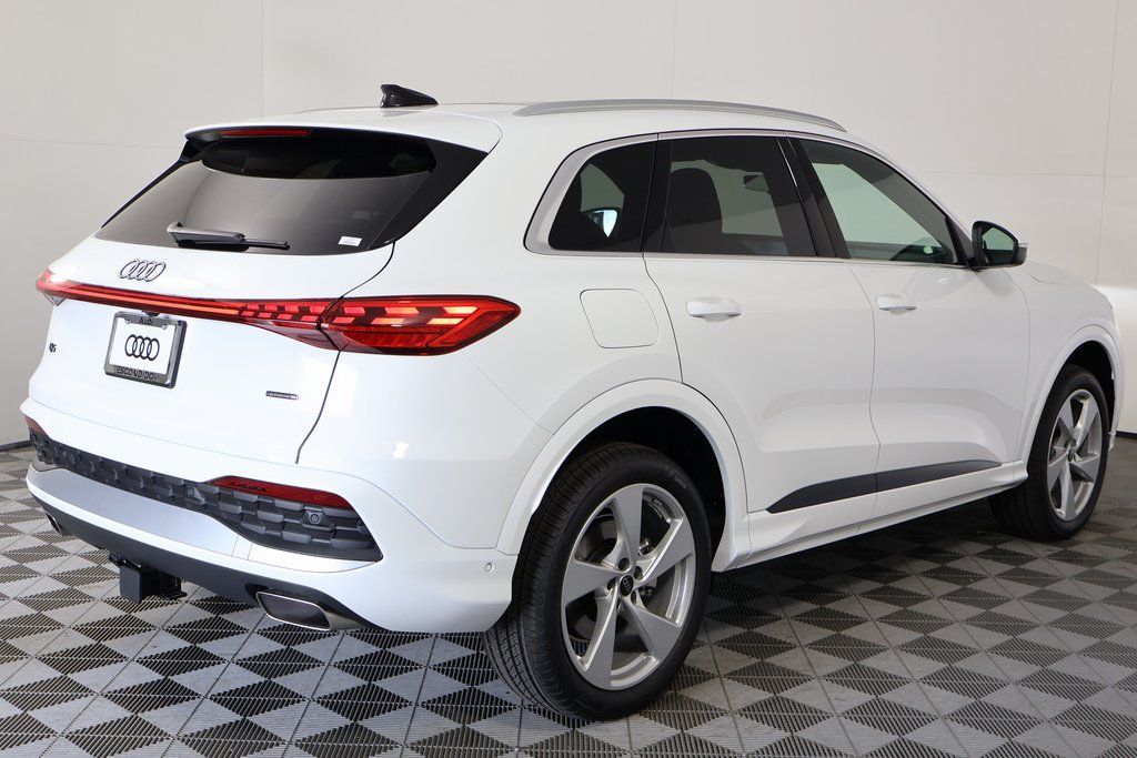 Thumbnail: 2026 Audi Q5 - 2