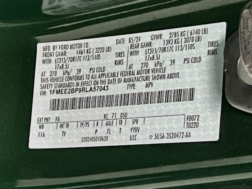 Used 2024 Green Metallic Ford Wildtrak image 32
