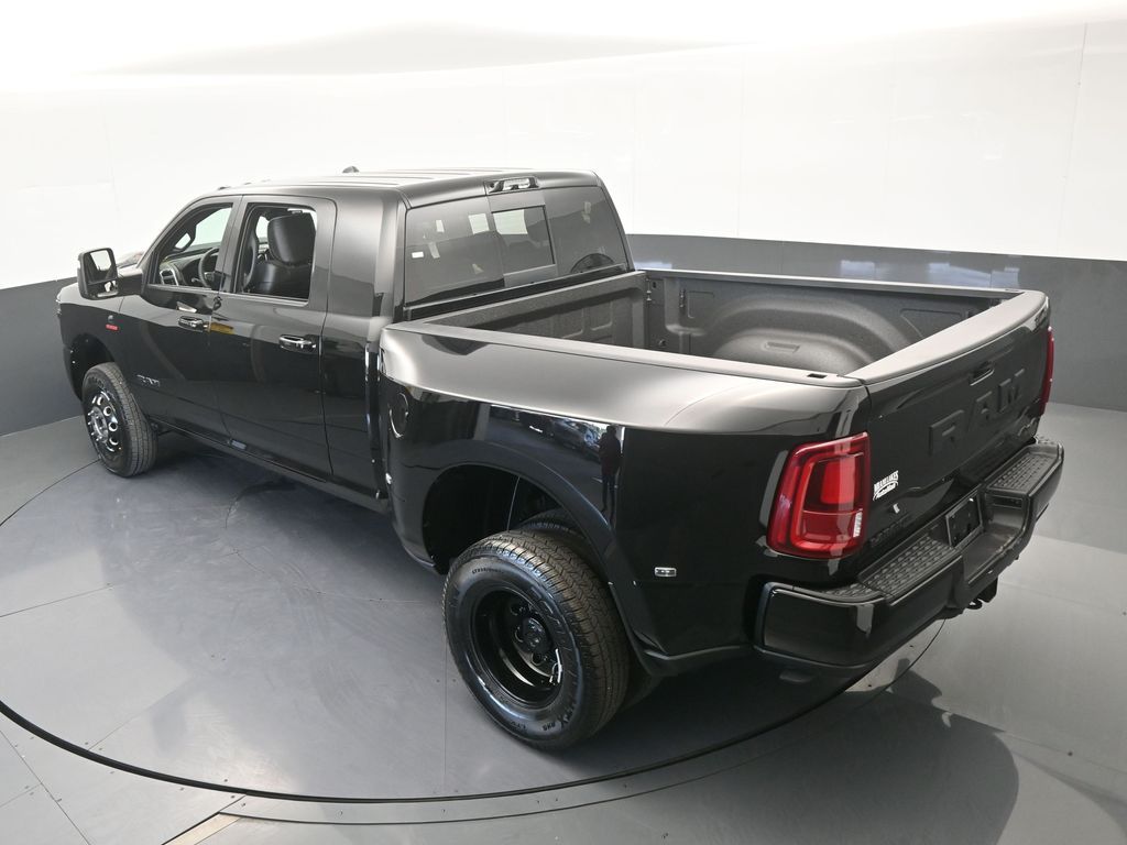 New 2026 Diamond Black Crystal Pearlcoat Ram Laramie image 56