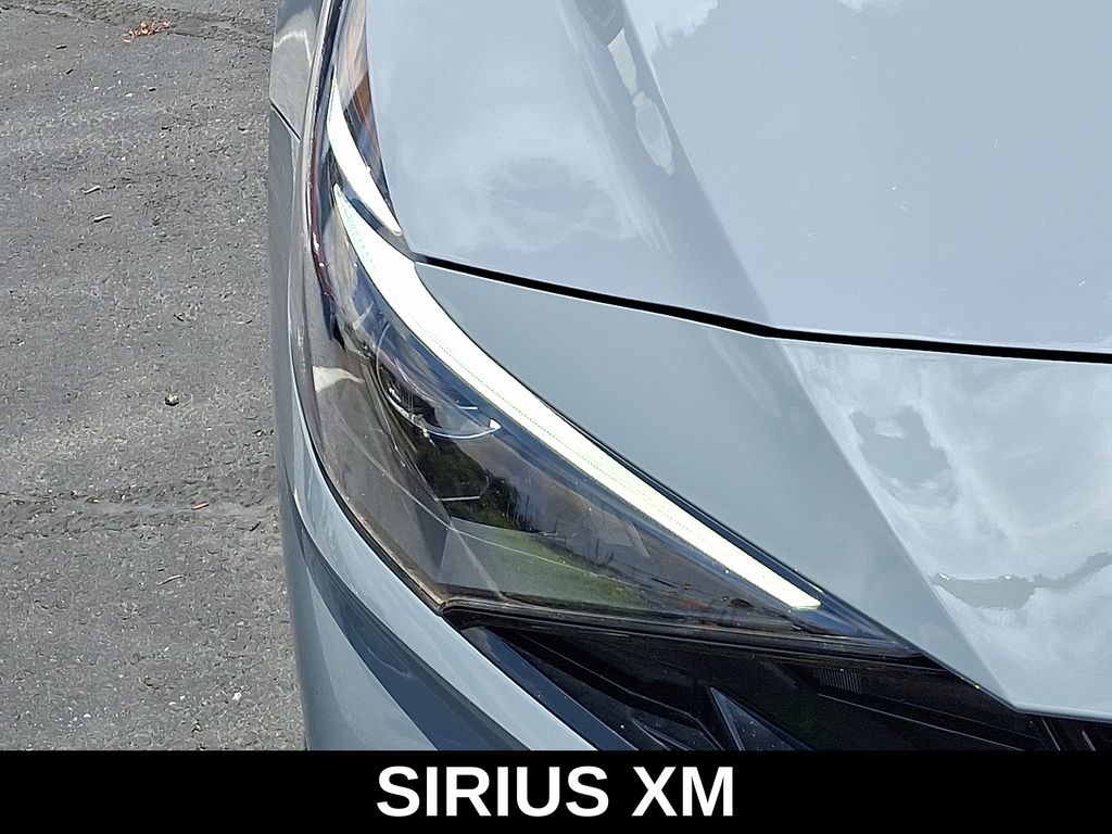 Thumbnail: 2021 Hyundai Elantra - 10