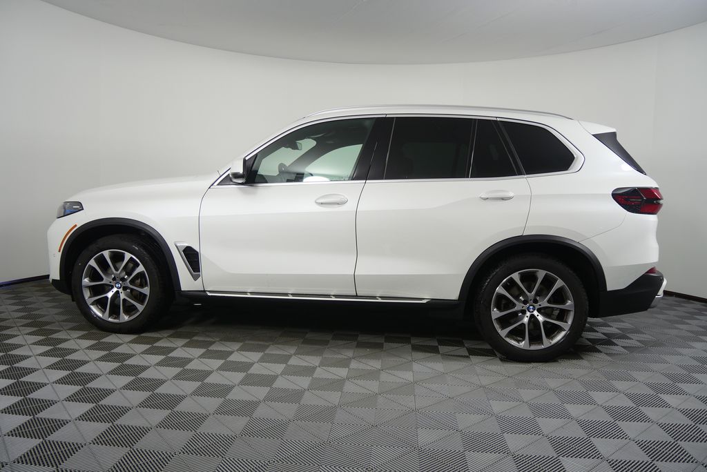 Thumbnail: 2025 BMW X5 - 6