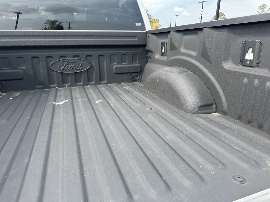 2023 Oxford White Ford F-150 XLT RWD Truck