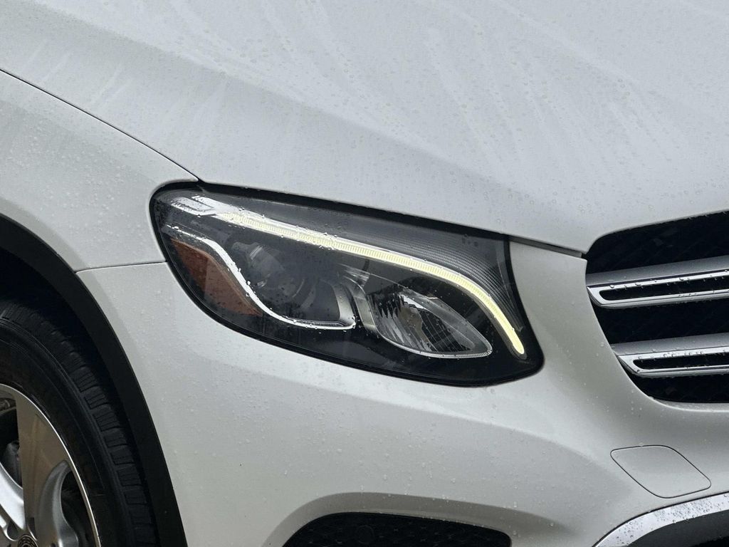 Thumbnail: 2018 Mercedes-Benz GLC - 5