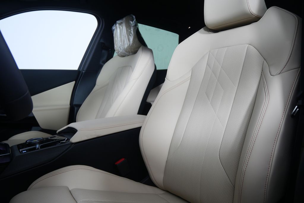 Thumbnail: 2026 BMW X3 - 11