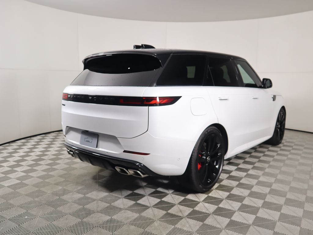 Thumbnail: 2025 Land Rover Range Rover Sport - 5
