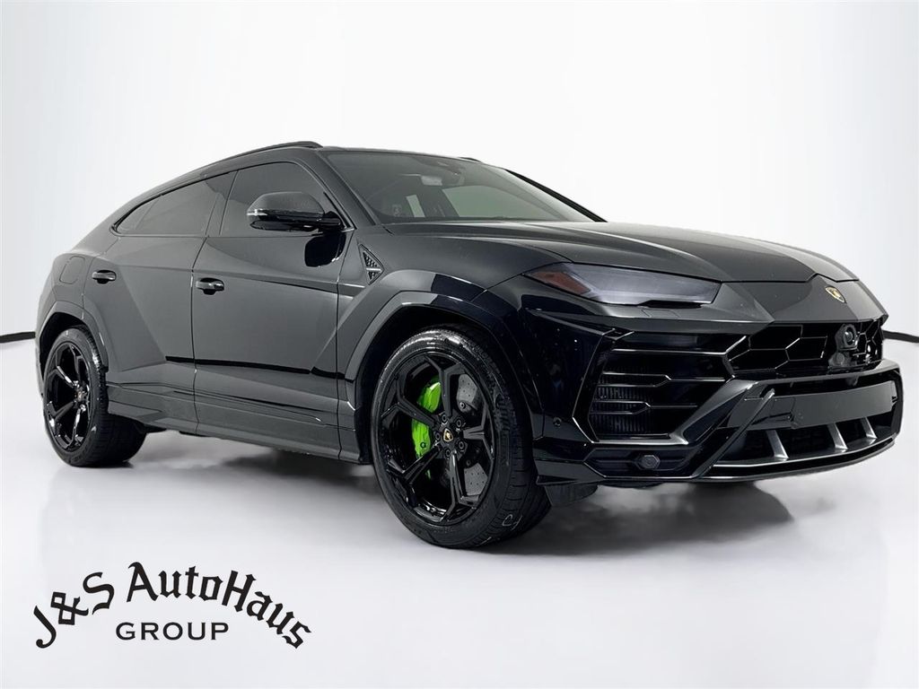 Black 2021 Lamborghini Urus SUV / Crossover All-Wheel Drive 8-Speed Automatic