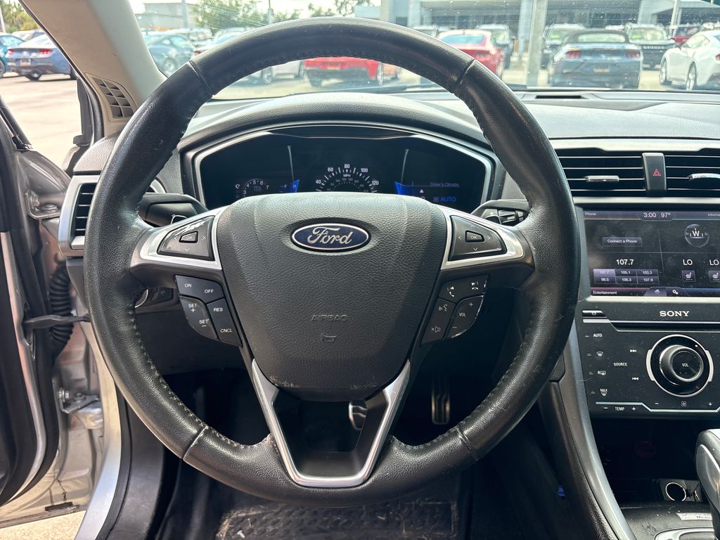 Used 2013 Silver Ford Titanium image 18
