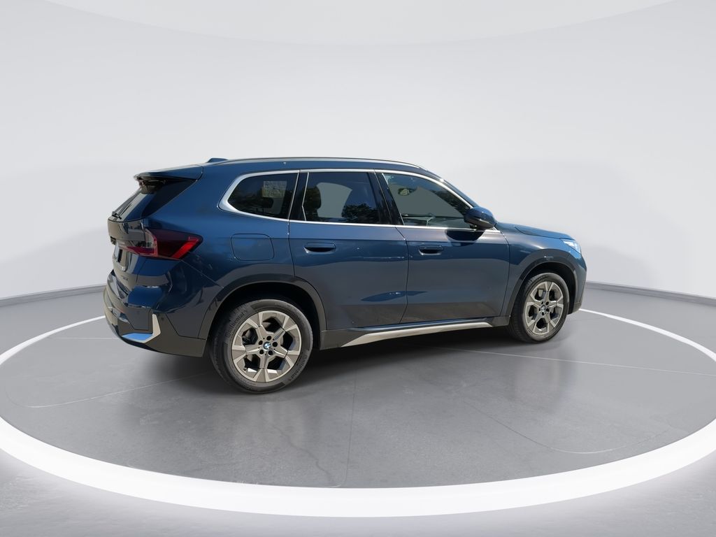 Thumbnail: 2026 BMW X1 - 8