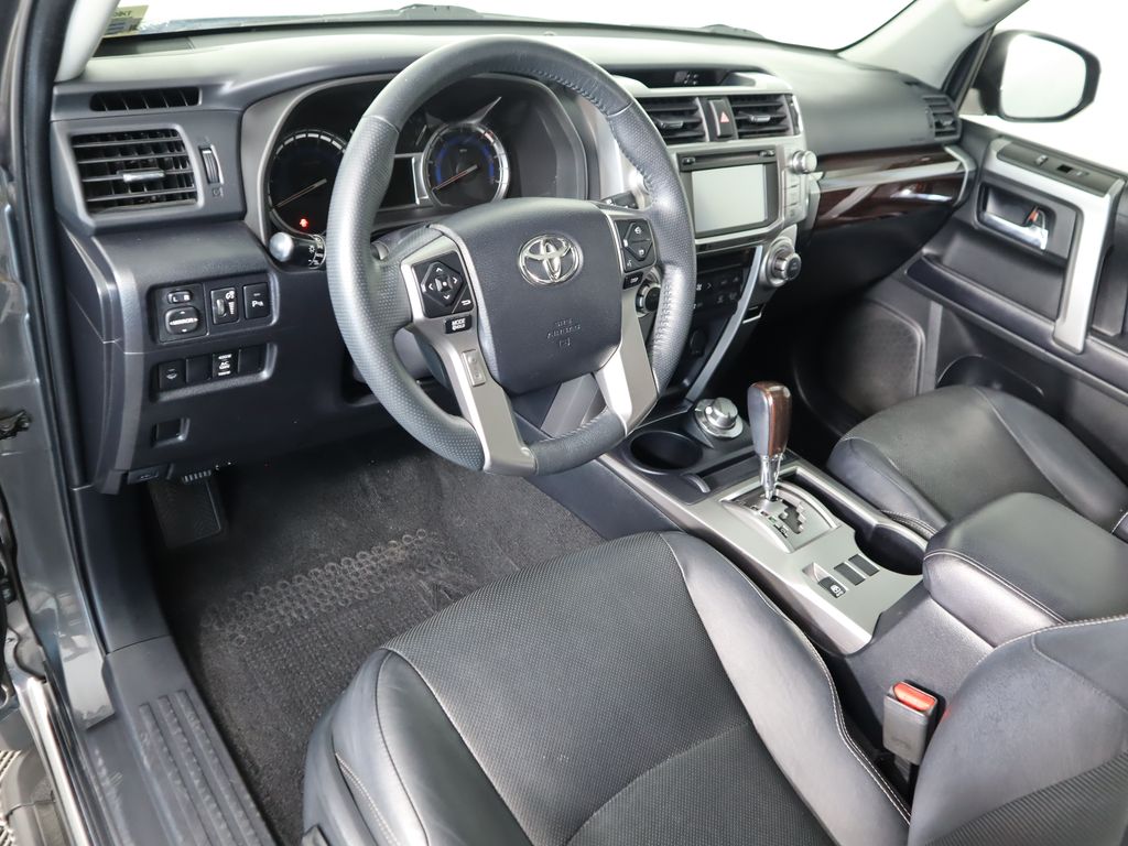 Thumbnail: 2019 Toyota 4Runner - 9