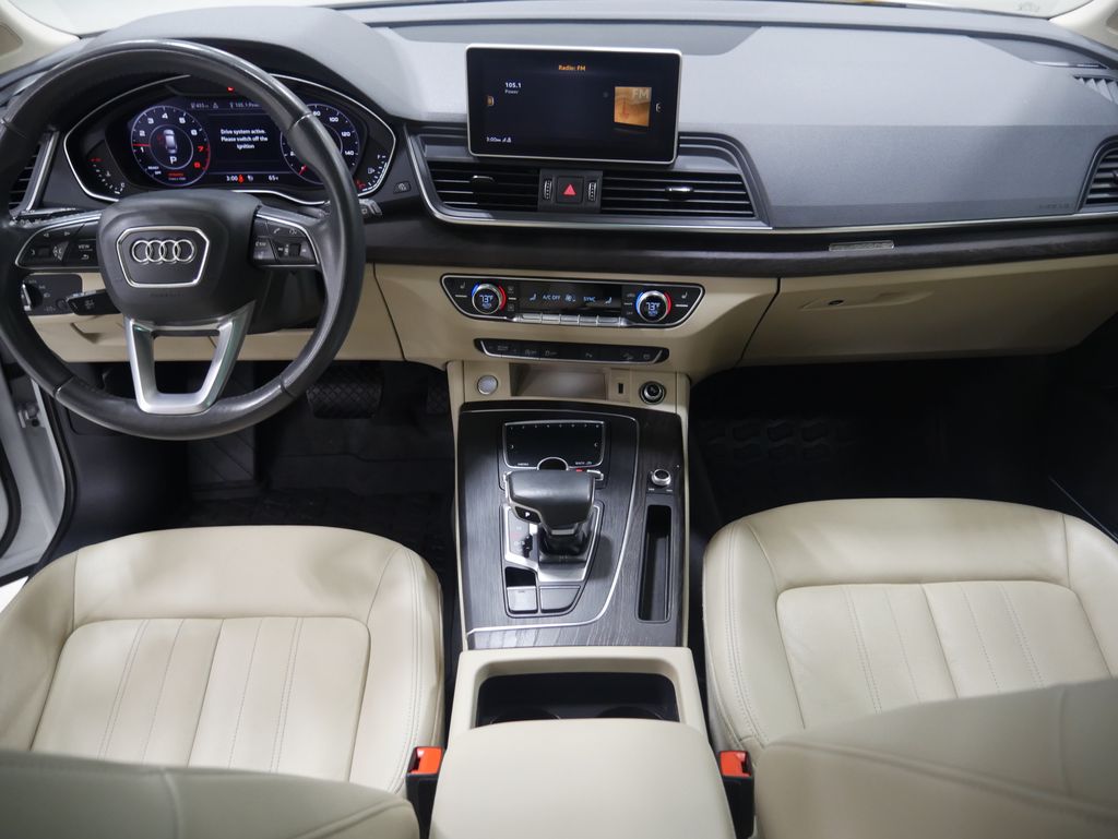 Thumbnail: 2020 Audi Q5 - 32