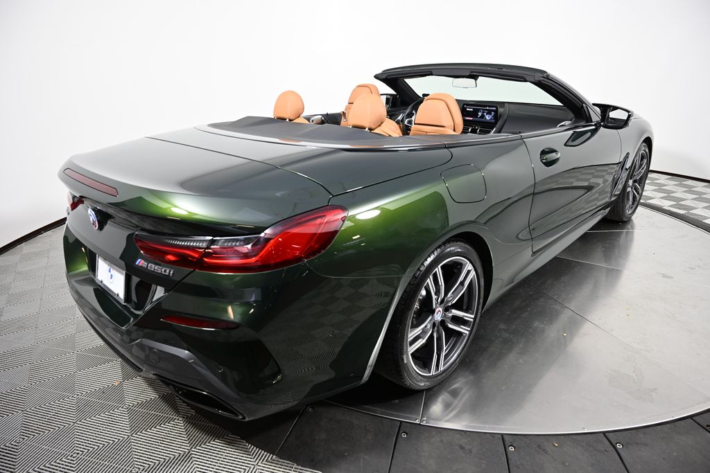 Thumbnail: 2023 BMW 8 Series - 10