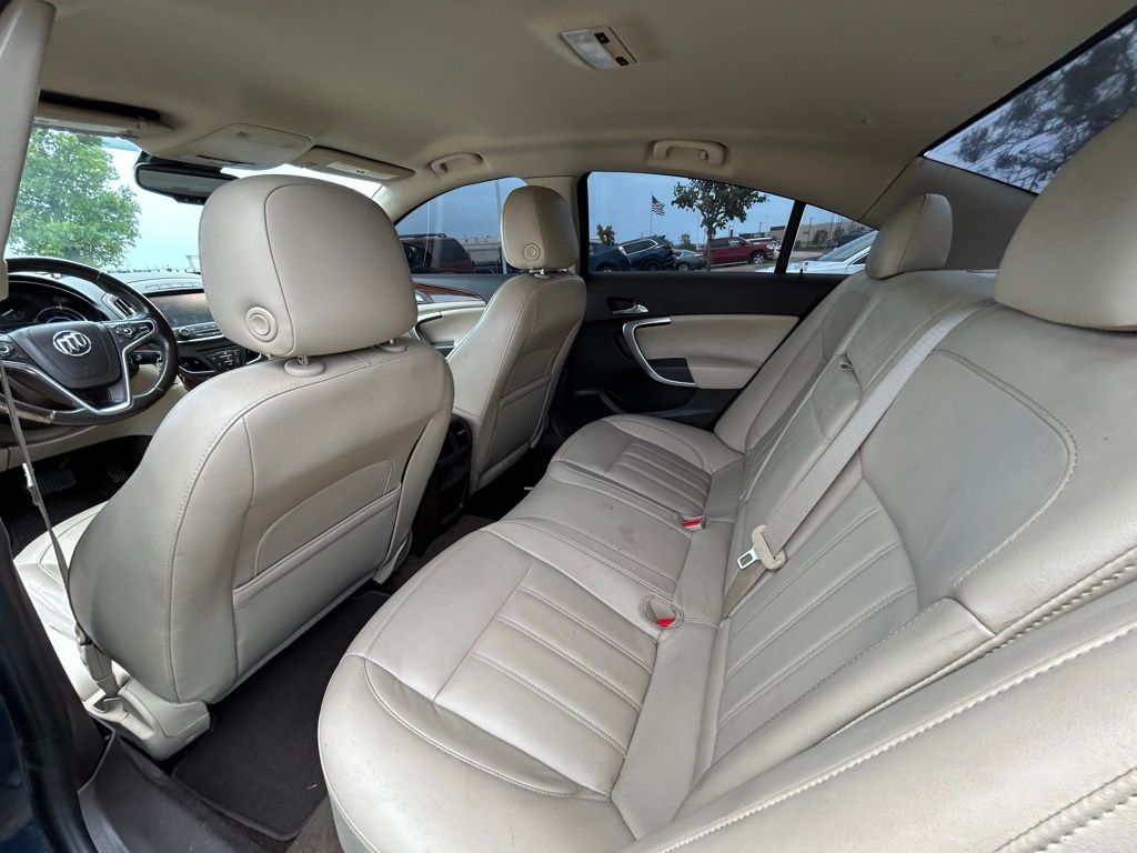2017 Buick Regal  6