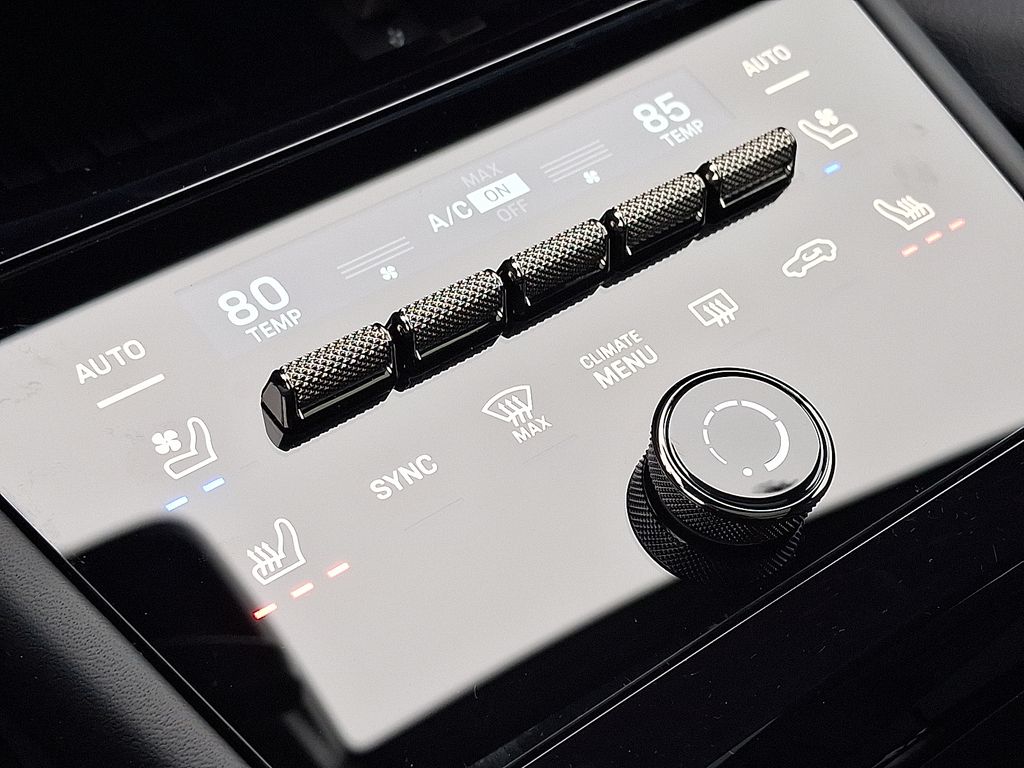 Thumbnail: 2026 Porsche Cayenne - 17