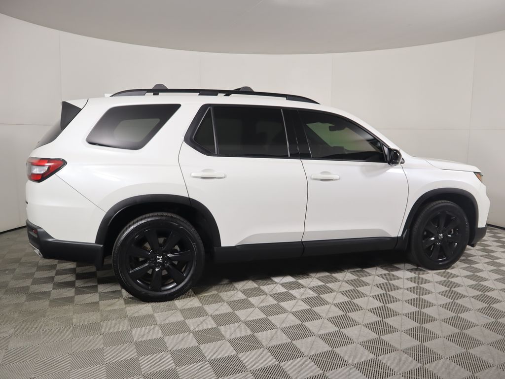 Thumbnail: 2025 Honda Pilot - 4