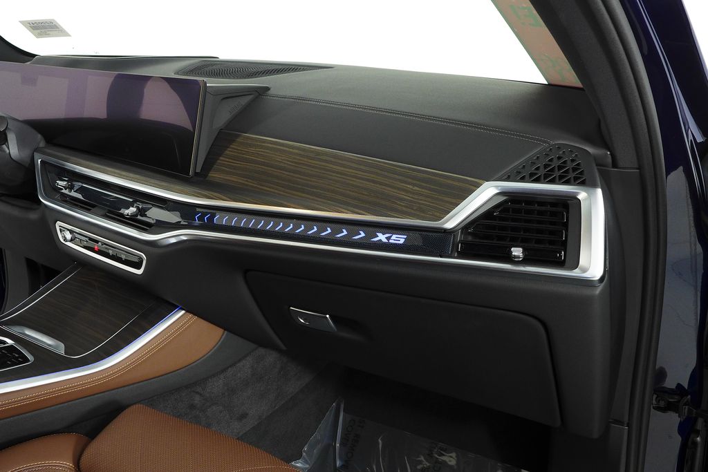 Thumbnail: 2024 BMW X5 - 14