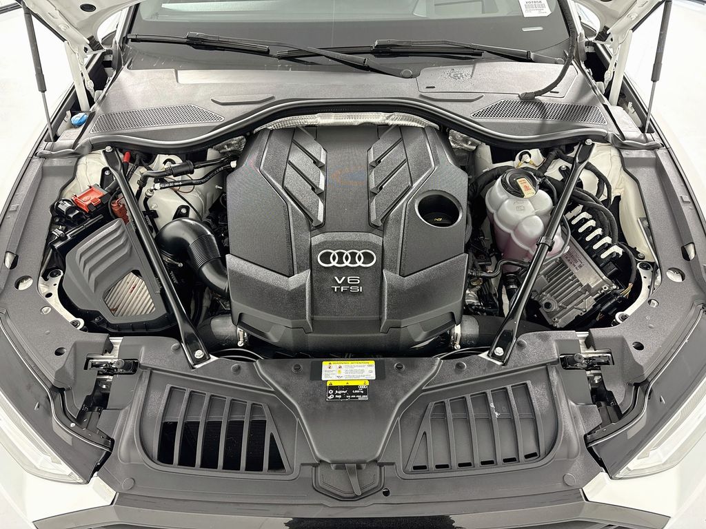 Thumbnail: 2021 Audi A8 - 29