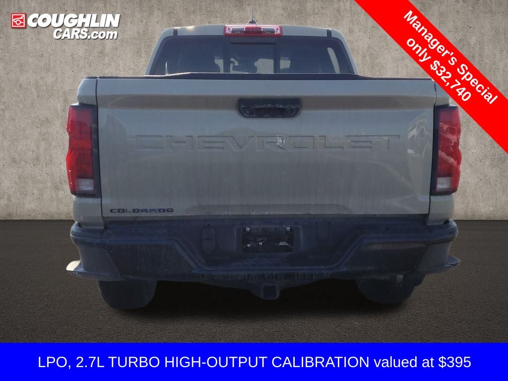 View vehicle photo 5