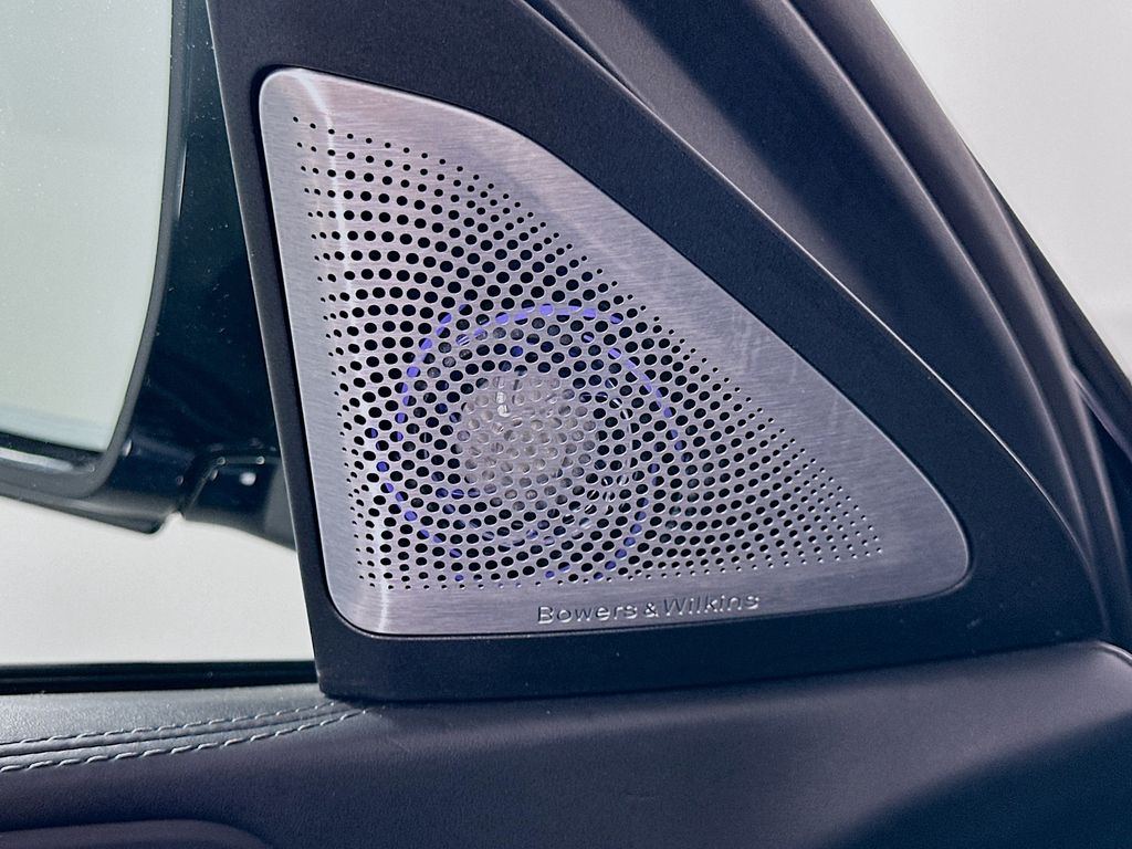 Thumbnail: 2021 BMW X6 - 19