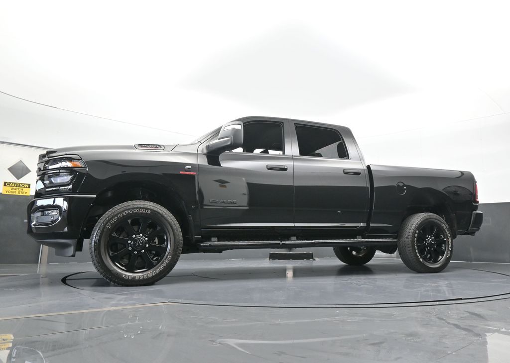 Used 2026 Diamond Black Crystal Pearlcoat Ram Big Horn image 63