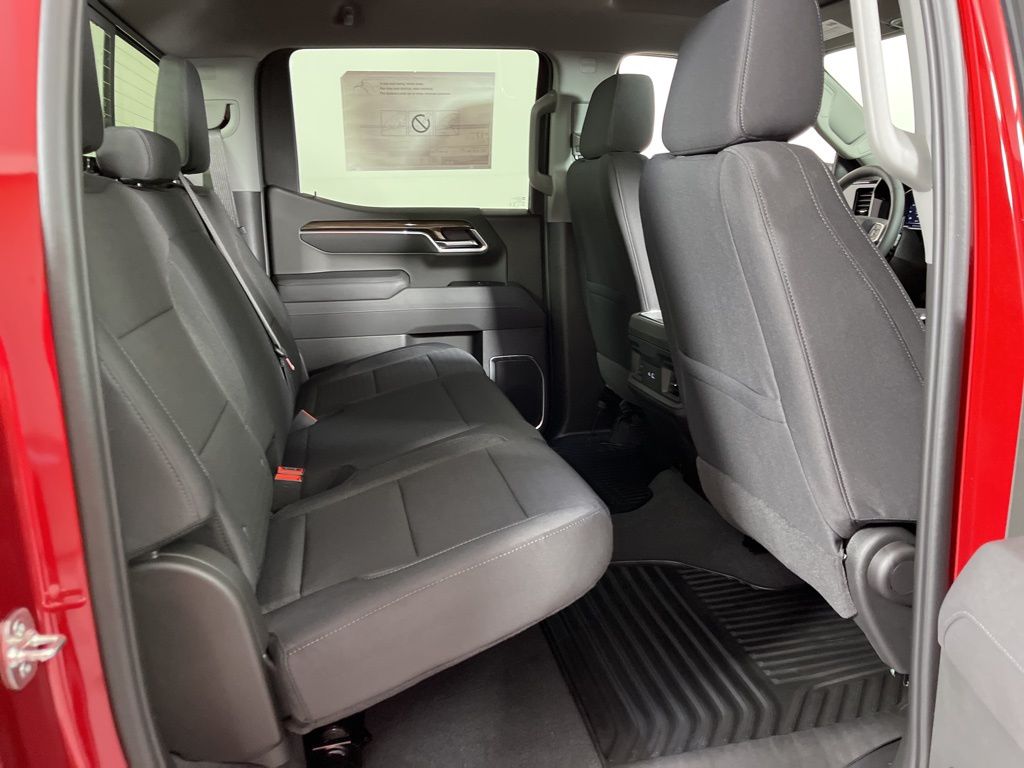 2025 Chevrolet Silverado 1500 RST 13