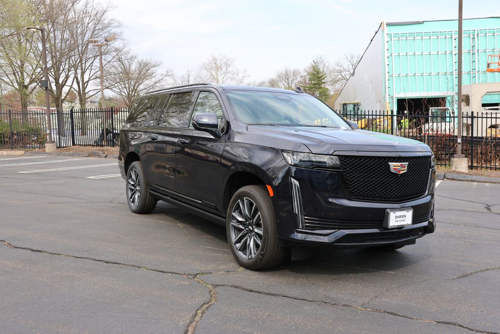 Thumbnail: 2023 Cadillac Escalade - 7