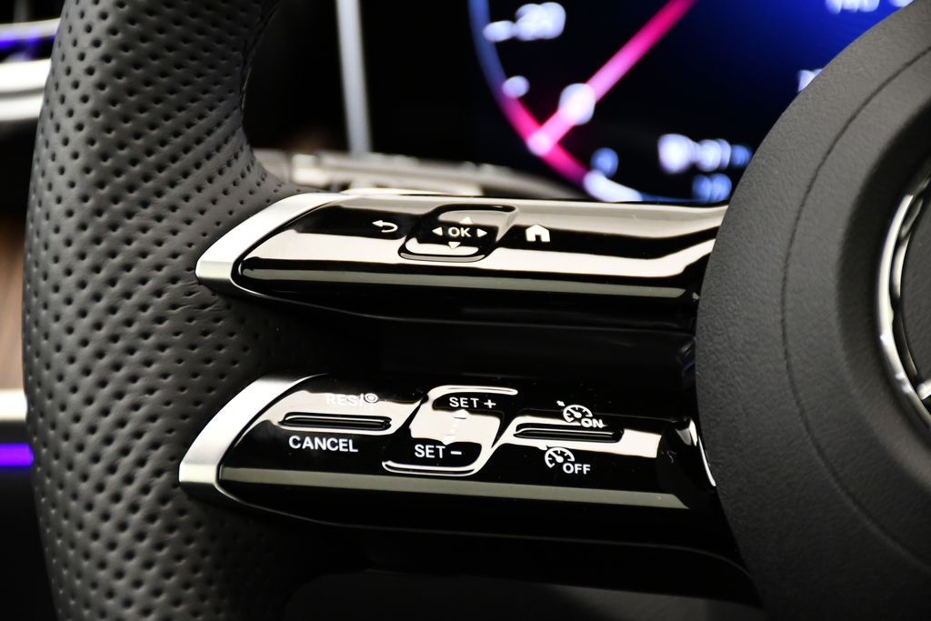 Thumbnail: 2026 Mercedes-Benz GLC - 23