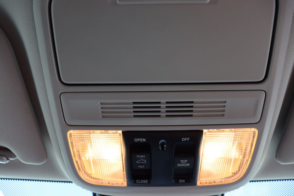 Thumbnail: 2026 Honda Odyssey - 27