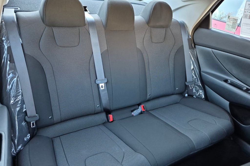 New 2026 Gray HYUNDAI SEL Sport Plus image 16