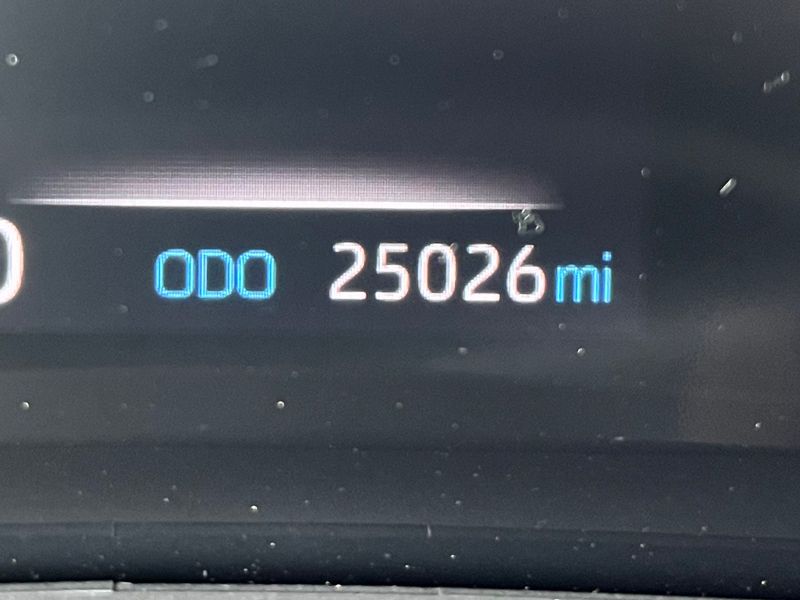 2024 Toyota Sienna Woodland Edition photo