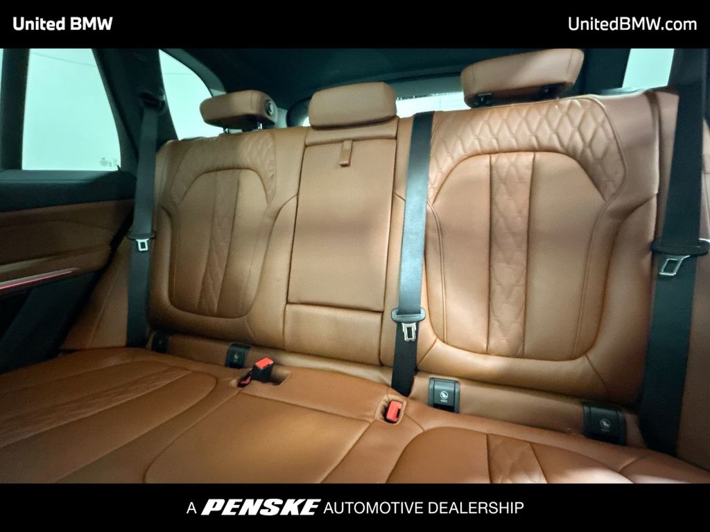 Thumbnail: 2026 BMW X5 - 21