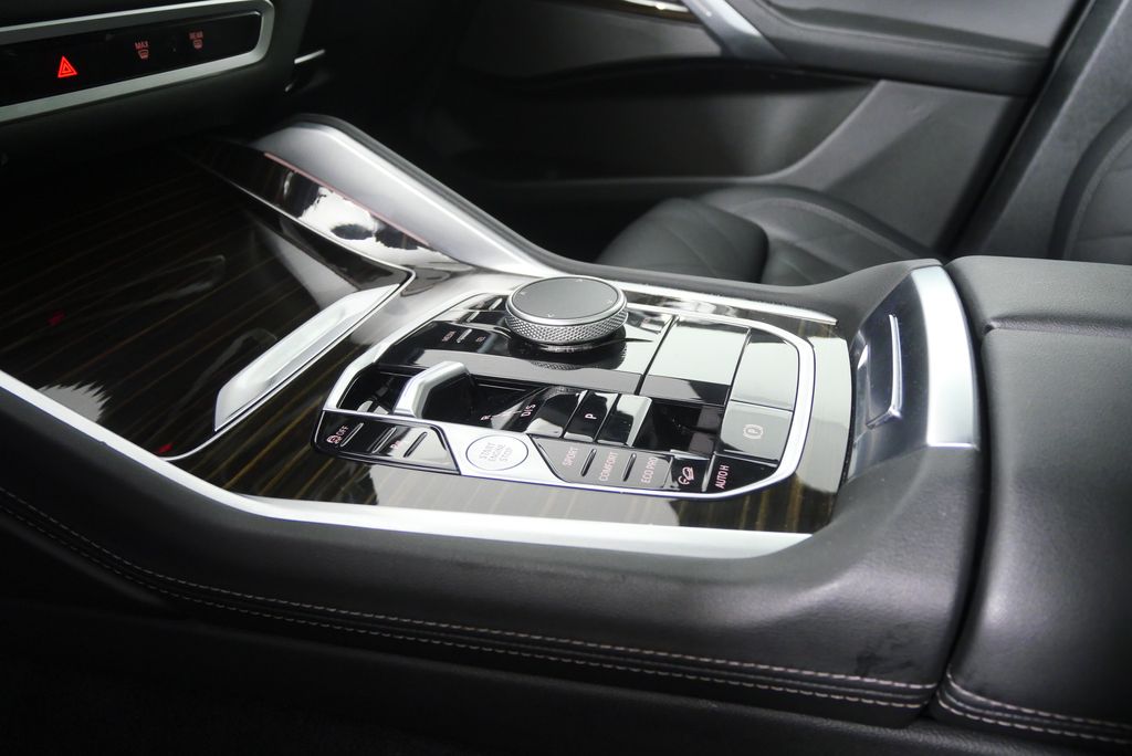 Thumbnail: 2025 BMW X6 - 28