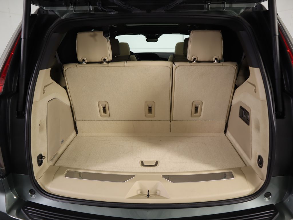 2024 Cadillac Escalade Premium Luxury 32